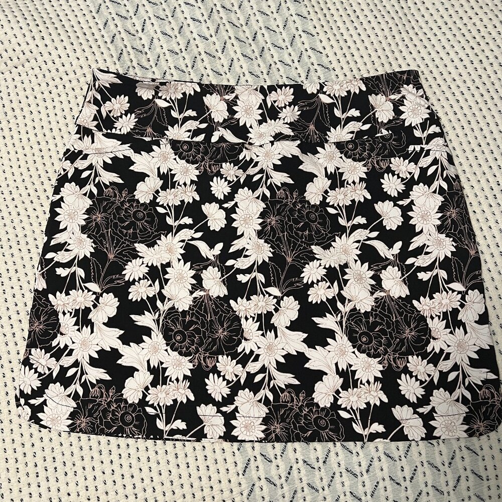 Tribal Elia Mini Skort, Floral, Size 10